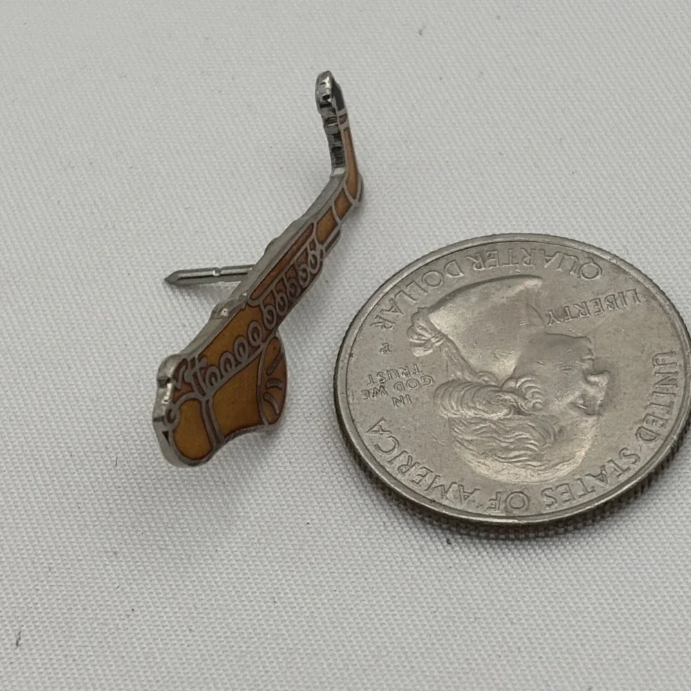 Saxophone Musical Instrument‎ Music Lapel Hat Pin